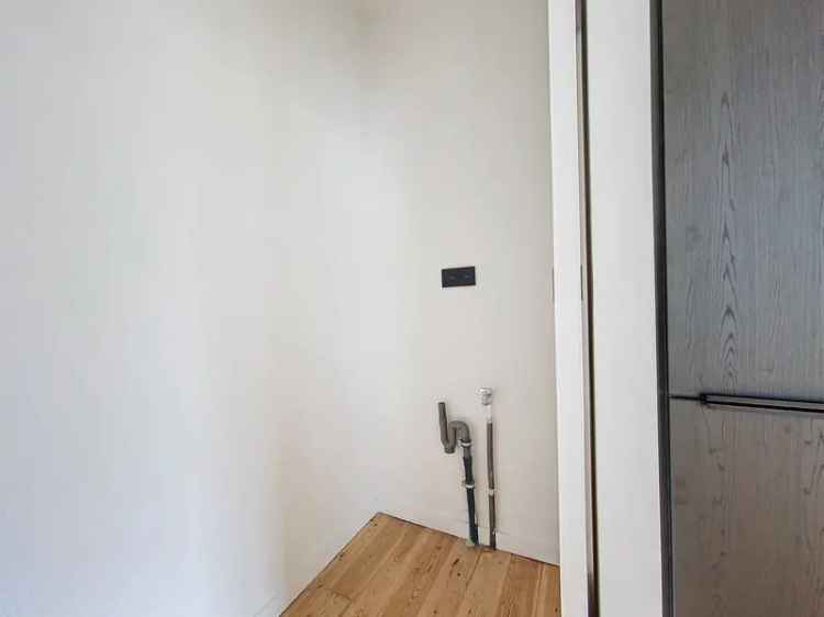 Gerenoveerd appartement 1 slaapkamer Brussel
