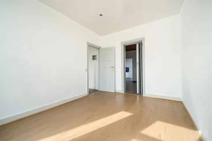 Studio Te Koop