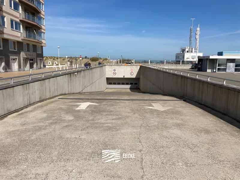 Garagebox te koop met berging - Lombardsijdestraat