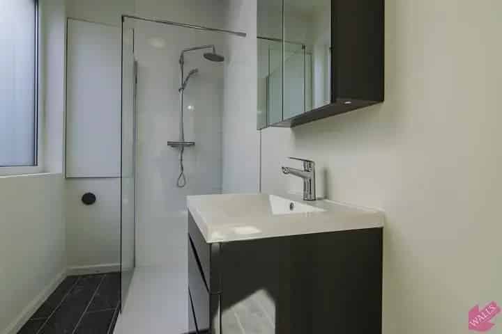 Gerenoveerd Appartement Nabij Park Spoor Noord