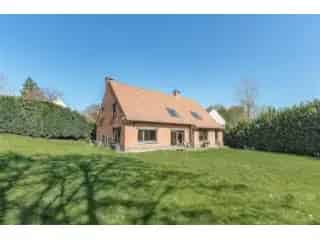 Huis te koop Waterloo - Ruime villa met 5 slaapkamers en tuin
