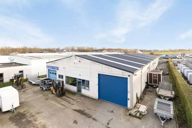 Huis met loods bijna 1000m²