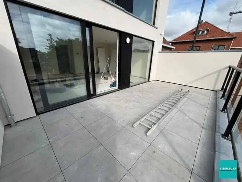 Appartement te koop Merchtem: 2 slaapkamers, 2 staanplaatsen, ruim terras