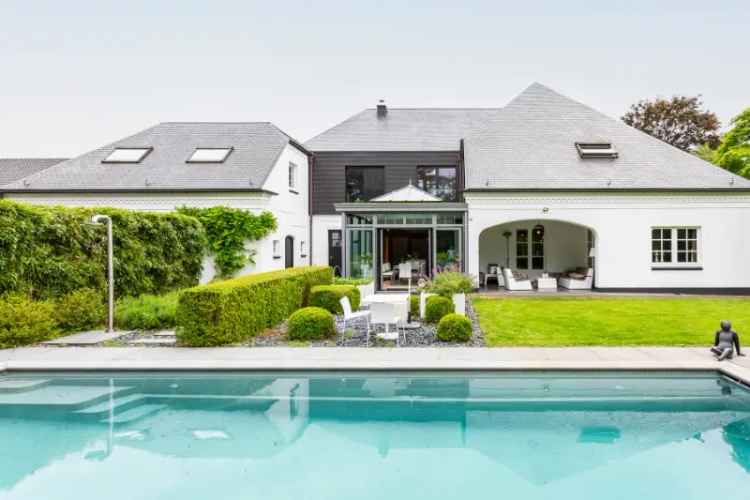 Riante Villa te Koop in De Sterre - Wonen en Werken Gecombineerd