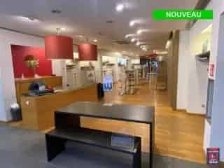 Handelspand te Huur Andenne 310m²  Hoog Zichtbaar