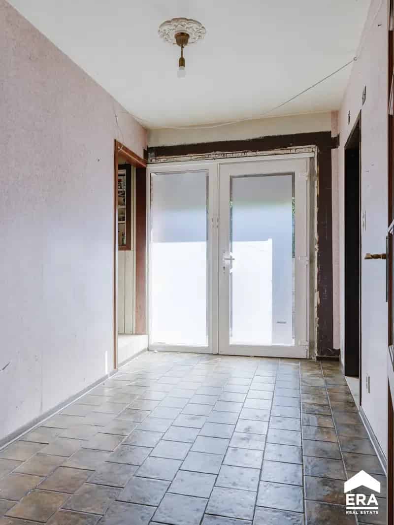 Huis te huur Peer: Te renoveren woning met potentieel
