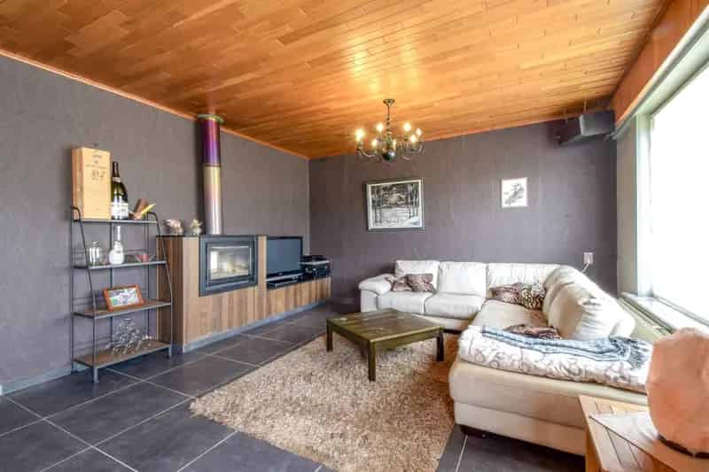 Instapklare woning met handelspand Koekelare