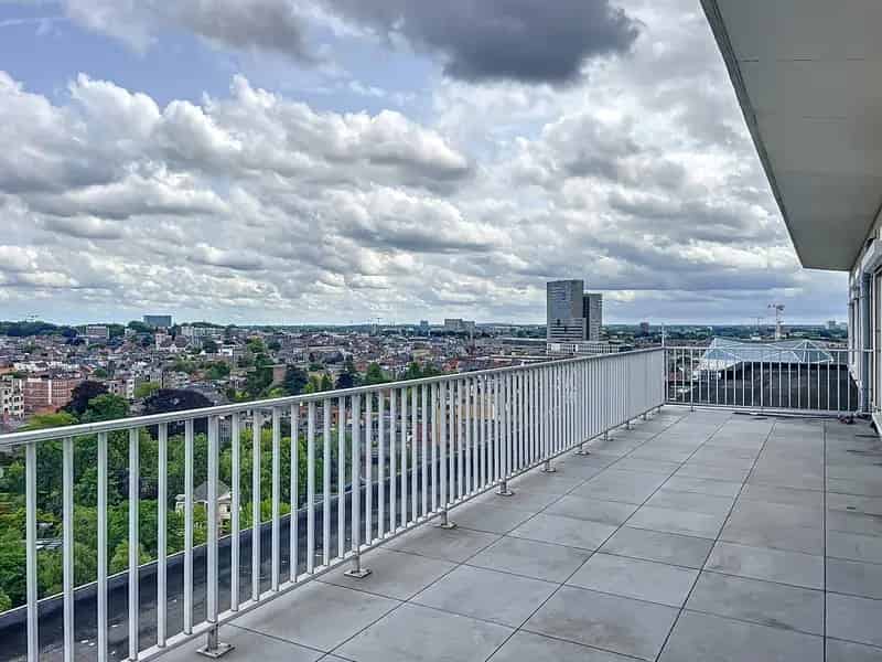 Penthouse Gent te Huur Uniek Uitzicht 65m2 Terras 1 Slaapkamer
