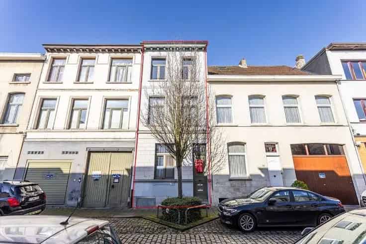 Huis Te Koop Berchem Nabij Station