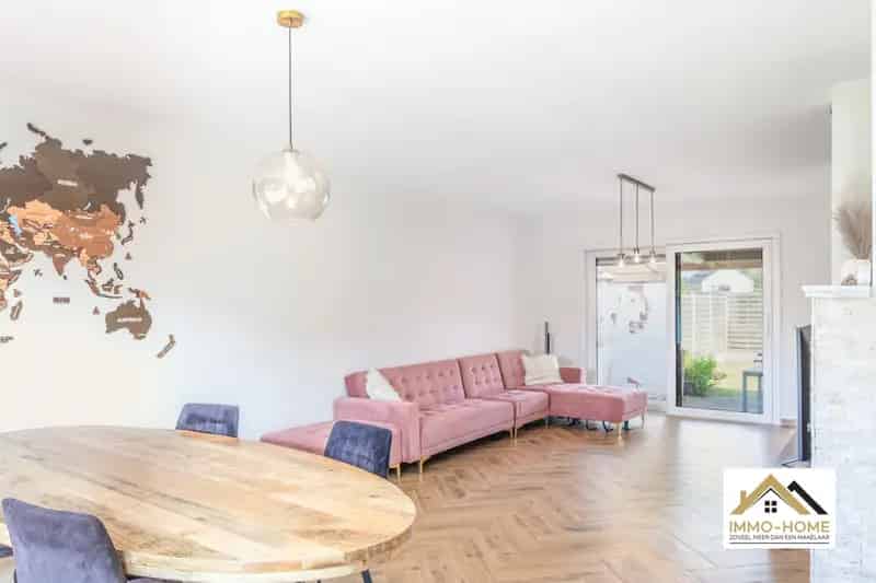 Huis te koop Lovendegem: Lichtrijke woning met tuin