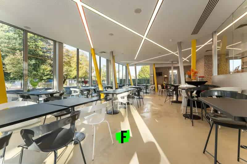 Handelspand met 2 Appartementen te Diksmuide