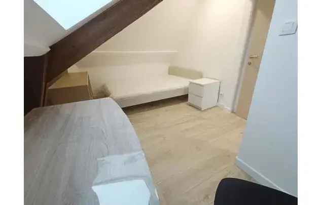 Huur 4 slaapkamer appartement in Charleroi