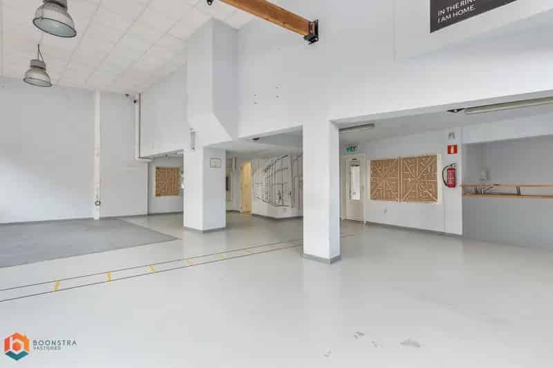 Kantoor te Koop Borgerhout: Opbrengsteigendom met Studio