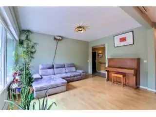 Appartement te koop Etterbeek 2 slaapkamers terras tuin garage