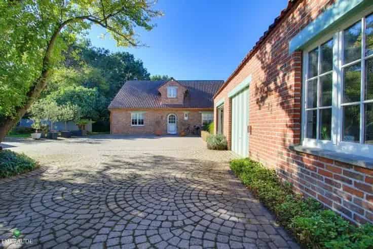 Villa Te Koop: Luxe Wonen en Werken Gecombineerd