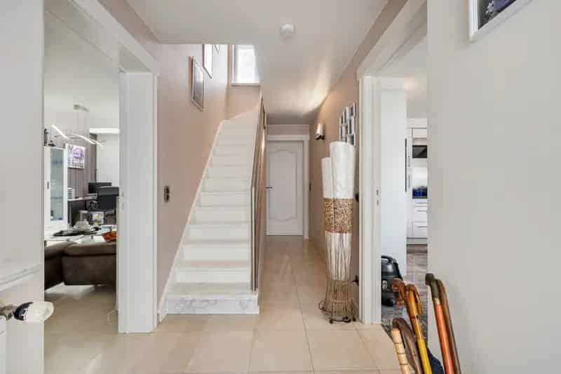 Instapklare woning 2 slaapkamers voortuin