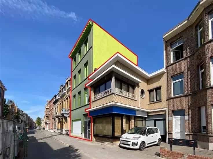Herenhuis Te Koop Ruime woning 300m2 Stadstuin