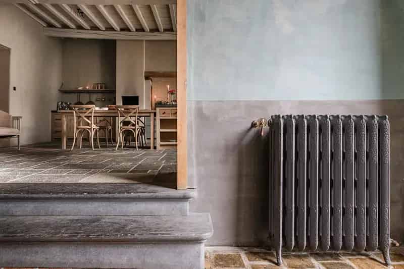 Historische Hoeve met Bijgebouwen