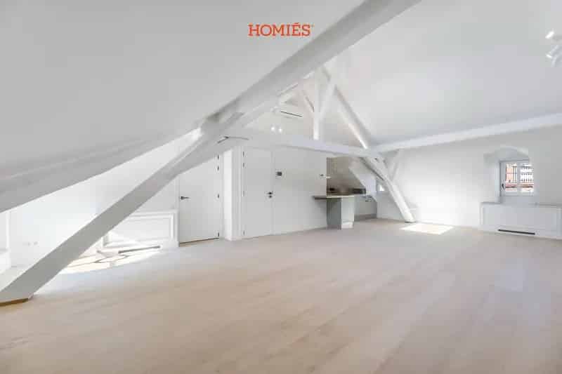 Luxe Loft te Leuven in Gerenoveerd Historisch Pand