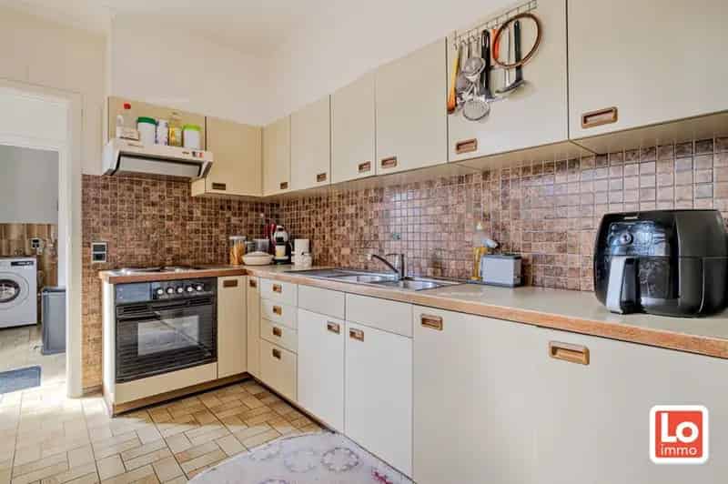 Te Koop: Starterwoning Zeveneken 3 slaapkamers
