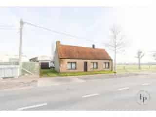 Fermette te koop Knesselare te renoveren hoeve met bouwvergunning