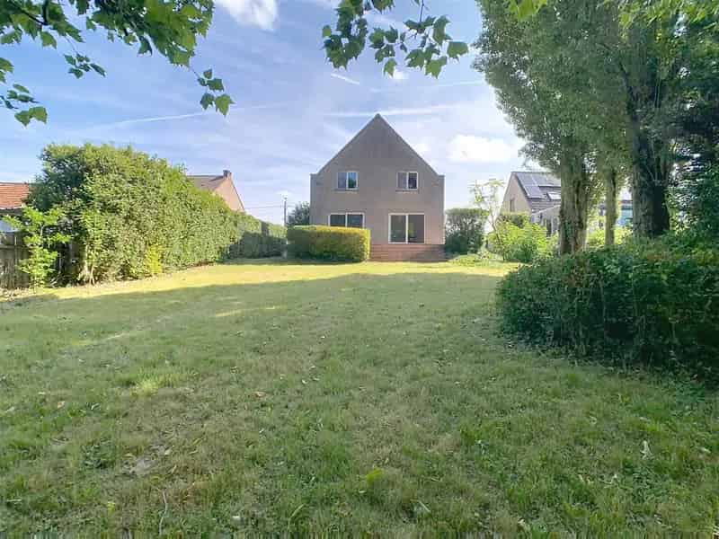 Ruime woning 4 slaapkamers terras tuin weide 46a 81ca