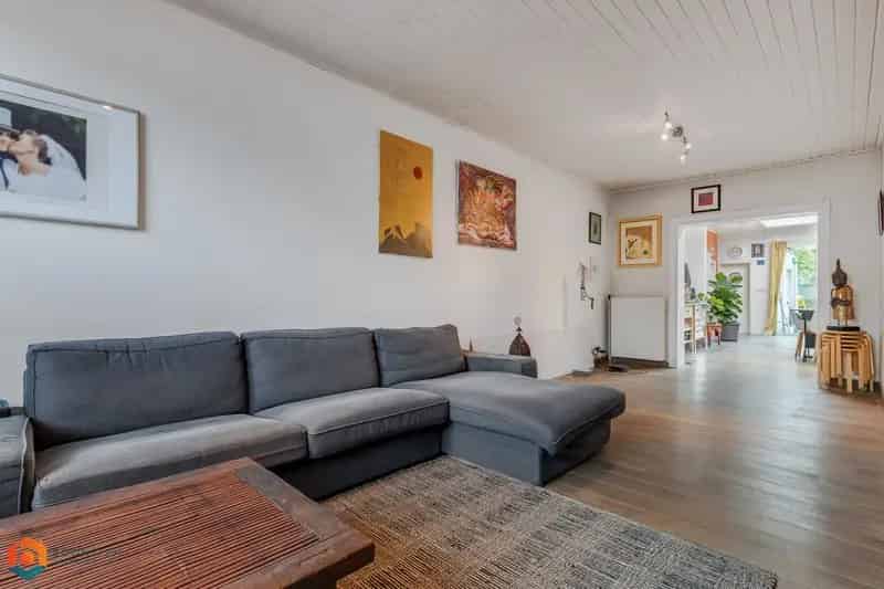 Instapklare woning 3 slaapkamers tuin zwembad Mechelen