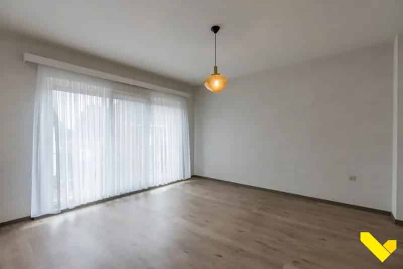 Gezinswoning te renoveren nabij centrum Geel