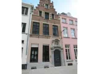 Duplex Antwerpen: 2 slaapkamers, 2 badkamers, stadstuin