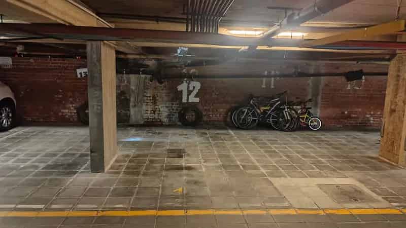 Garage te koop