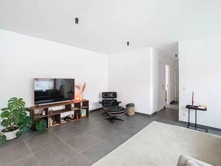 Luxe Appartement Zoutleeuw 2 slaapkamers Carport