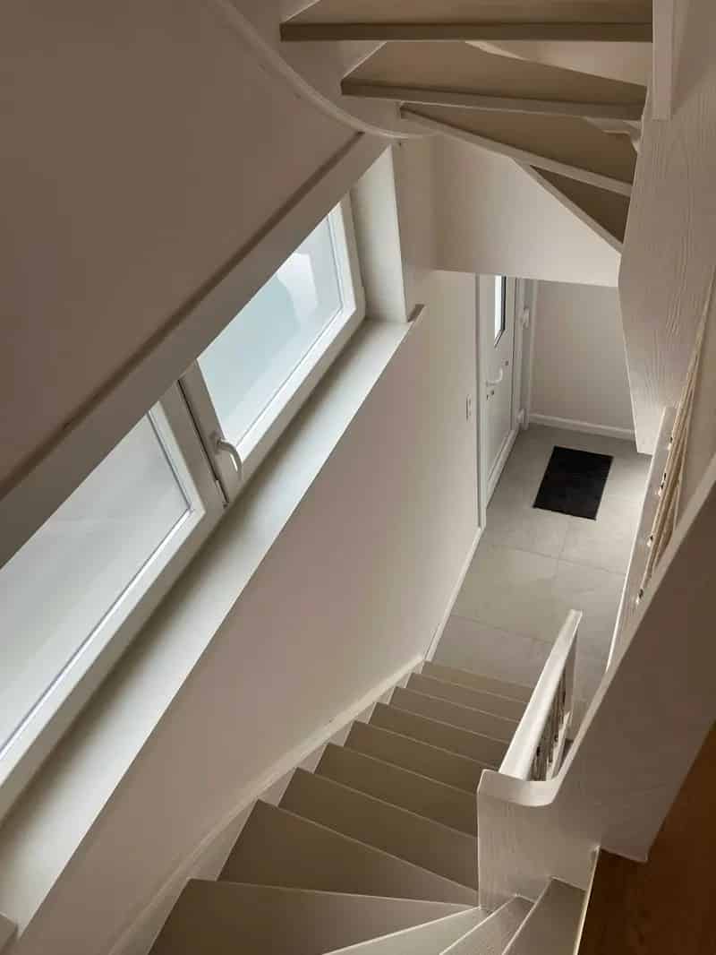 Gerenoveerde Bel-etage 3 slaapkamers Tuin Garage Rustige Buurt