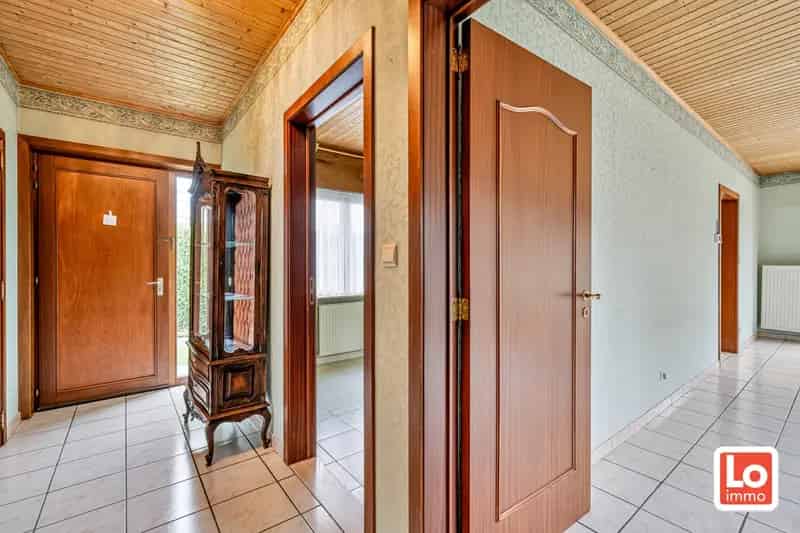 Huis te koop Lochristi: Te renoveren woning