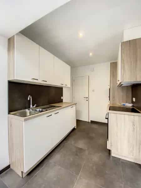 Huis te koop: Vernieuwde woning nabij centrum