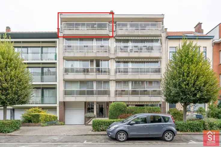 Penthouse te koop met 3 slaapkamers en 2 terrassen in Sint-Pieters-Woluwe