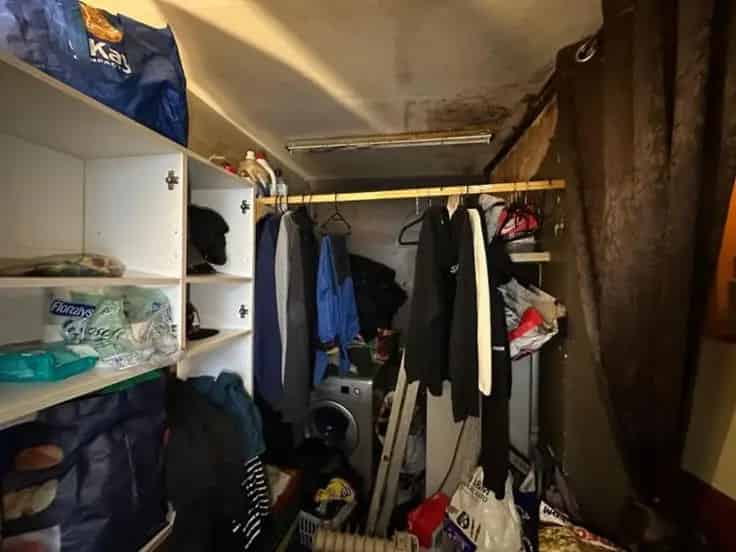 2 Studio's Te Koop Appartementsgebouw