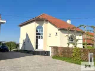 Huis te koop Wellen - Energiezuinige woning met zwembad