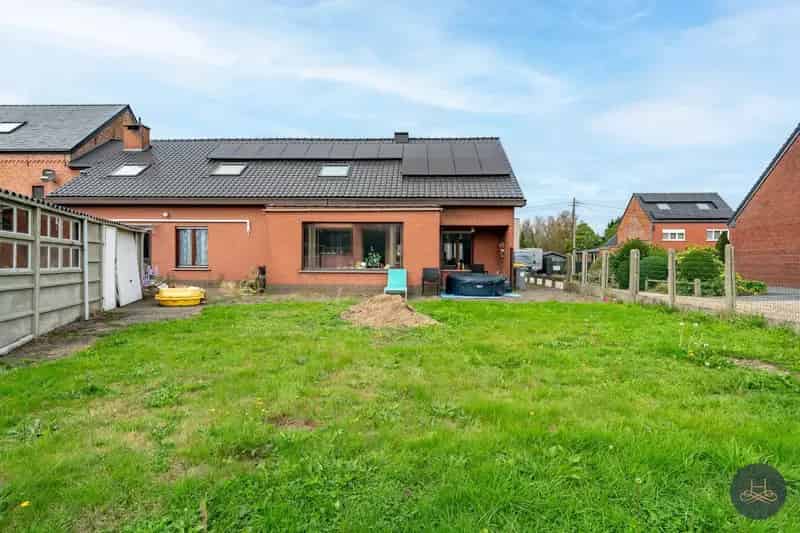 Ruime Gezinswoning Vier Slaapkamers