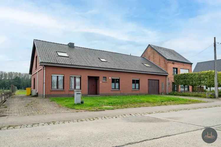 Ruime gezinswoning met vier slaapkamers