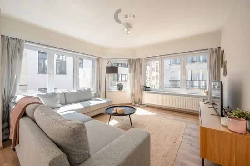 Appartement te Koop Heist-aan-Zee 2 slaapkamers gerenoveerd
