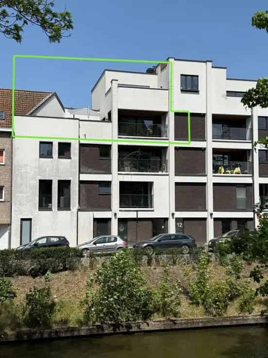 Duplex Appartement Gent - Instapklaar met Terras en Parking