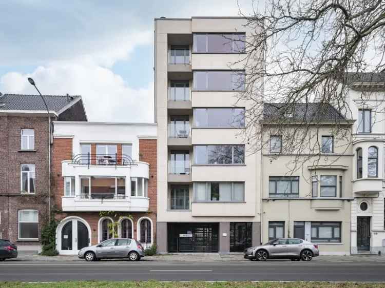 Te koop appartement Gent met twee slaapkamers en terrassen