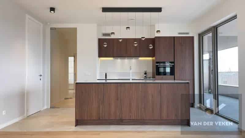 Te Huur Luxe 3 Slaapkamer Appartement Stadscentrum