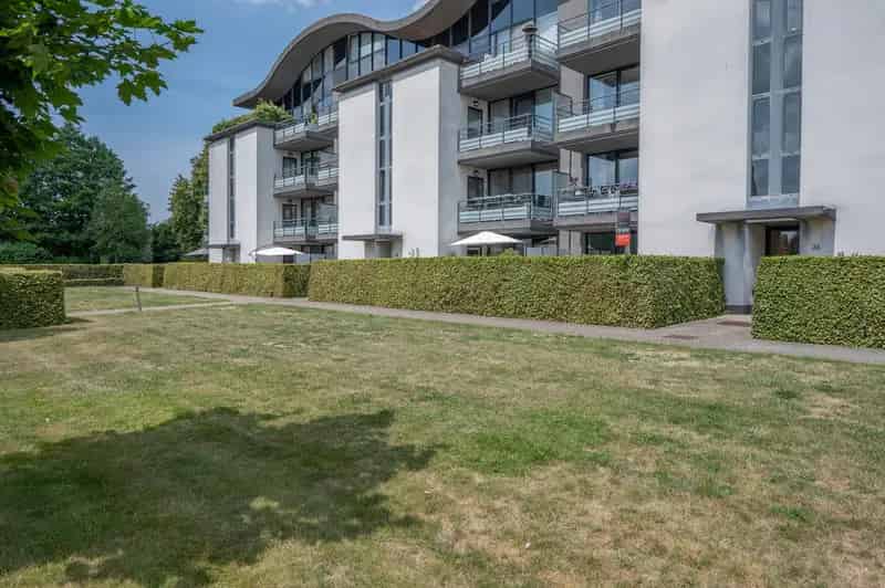 Ruim appartement te koop in Male met 2 tuinen