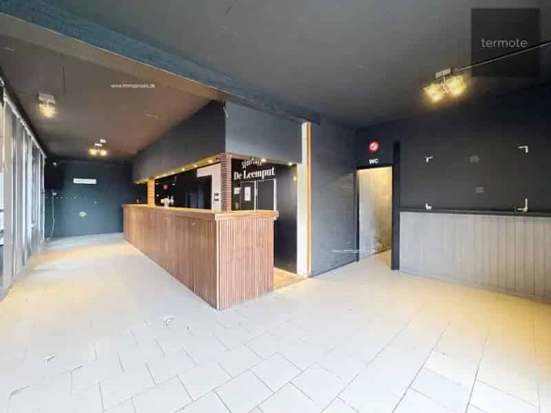 Handelspand te Huur Desselgem 180m²