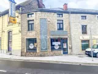 Handelspand te Koop Beauraing 90m² Centrum