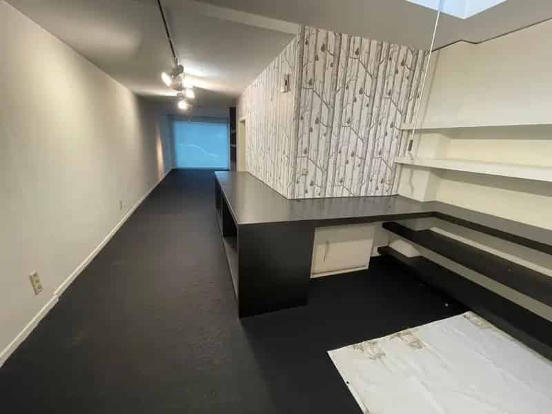 Te Huur: Twee Handelshuizen in Brasschaat Centrum