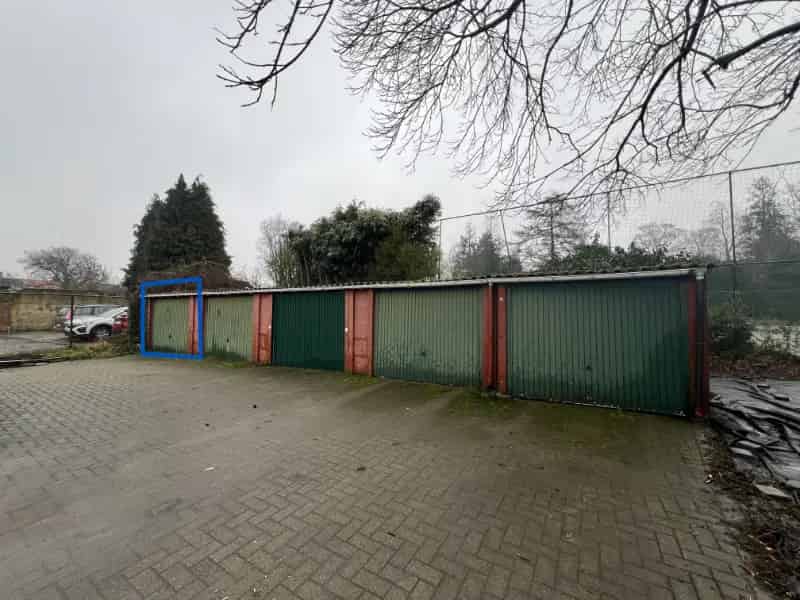 Garage te huur Dorpsstraat