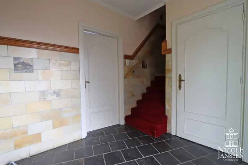 Split-level woning Aldeneik unieke locatie
