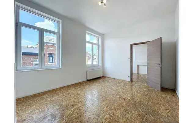 Huur 2 slaapkamer appartement van 89 m² in Liège